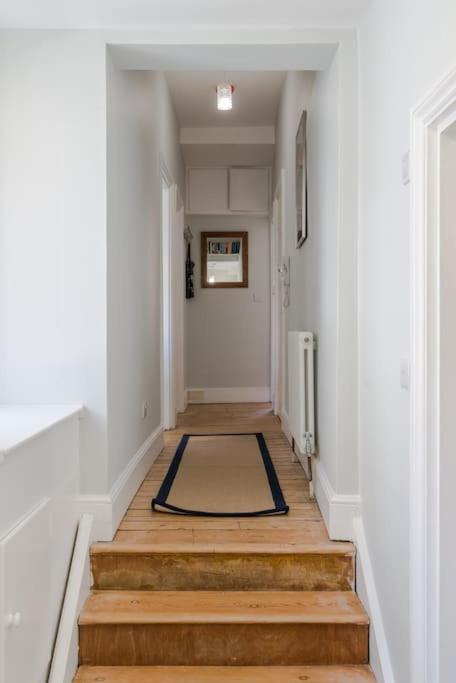 The Oval Abode Appartement Londen Buitenkant foto